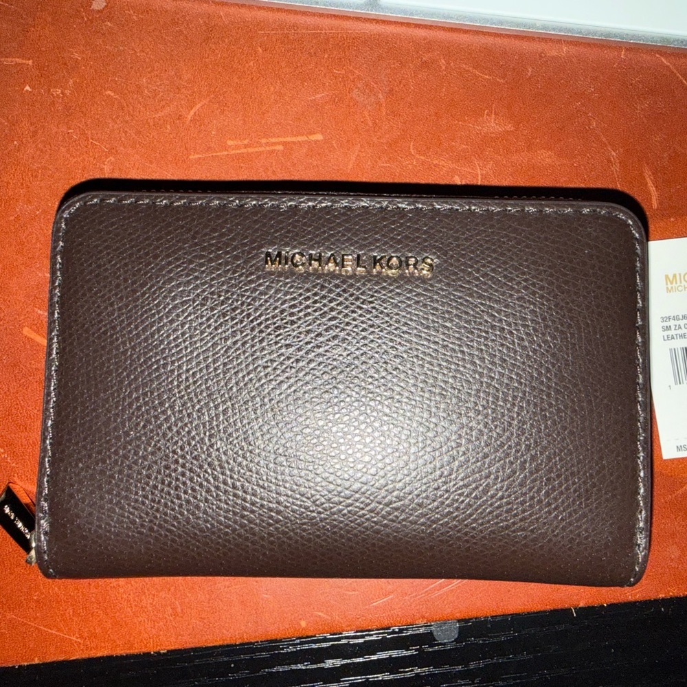Michael Kors Small Zip Around Card Case